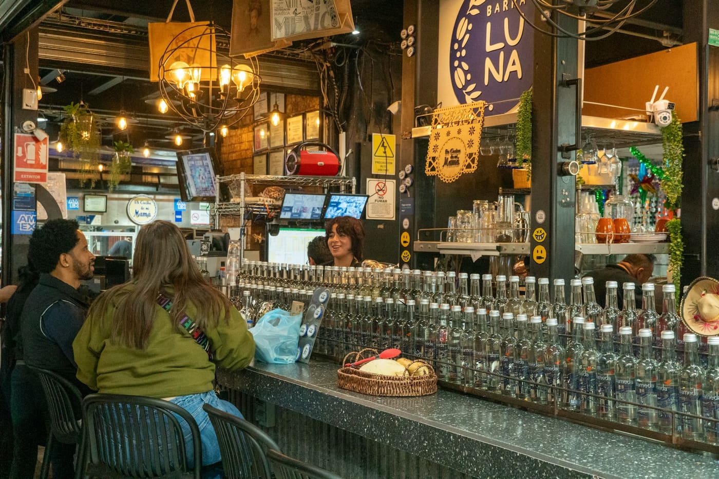 The CDMX First-Date Spanish Survival Guide: Drinks, Signals, and Tiny Panics